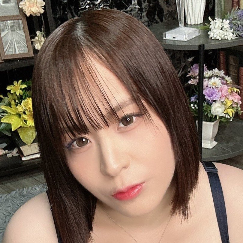 Hanazono Moa — Japanese AV actress