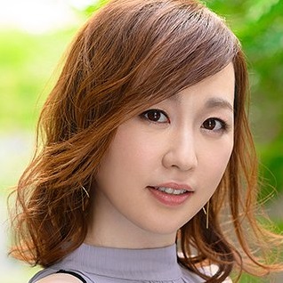 Seduki Syuuka — Japanese AV actress
