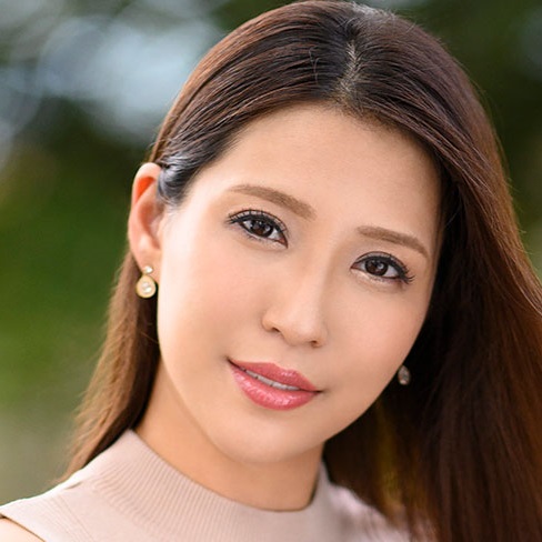 Shibasaki Aino — Japanese AV actress