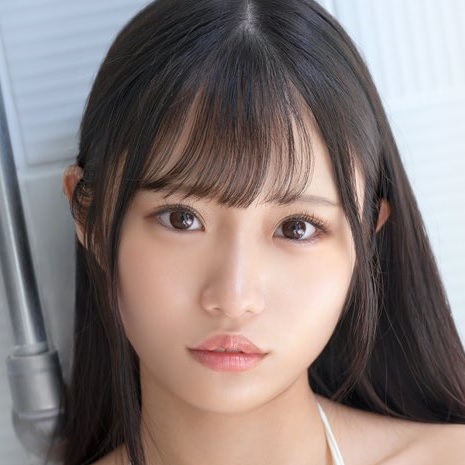 Suzunoya Rin — Japanese AV actress
