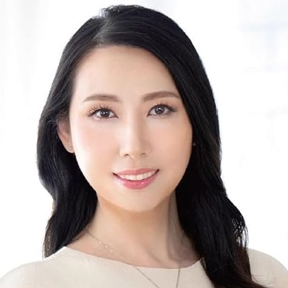 Tsukino Yayoi — Japanese AV actress
