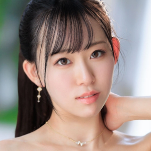 Tsukishiro Ririka — Japanese AV actress
