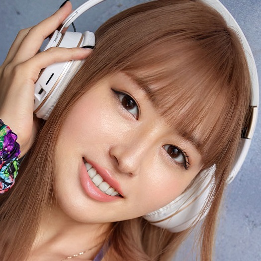 Yamashiro Kaduki — Japanese AV actress